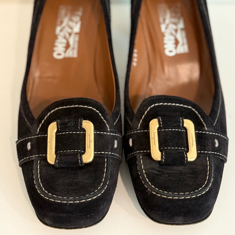 vintage Salvatore Ferragamo Black Suede Loafer Block Heel Gold Buckle Sz 10 B